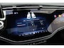 Mercedes-Benz E-klasse 400 e 4MATIC AMG Line | Luchtvering | Achterasbesturing | Hyperscreen | Distronic+ | Trekhaak | Digital Light | HUD | Burmester | Achterbank Verwarmd |3D-Display |
