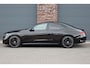 Mercedes-Benz E-klasse 400 e 4MATIC AMG Line | Luchtvering | Achterasbesturing | Hyperscreen | Distronic+ | Trekhaak | Digital Light | HUD | Burmester | Achterbank Verwarmd |3D-Display |