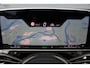 Mercedes-Benz E-klasse 400 e 4MATIC AMG Line | Luchtvering | Achterasbesturing | Hyperscreen | Distronic+ | Trekhaak | Digital Light | HUD | Burmester | Achterbank Verwarmd |3D-Display |