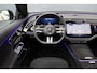 Mercedes-Benz E-klasse 400 e 4MATIC AMG Line | Luchtvering | Achterasbesturing | Hyperscreen | Distronic+ | Trekhaak | Digital Light | HUD | Burmester | Achterbank Verwarmd |3D-Display |