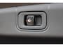 Mercedes-Benz E-klasse 400 e 4MATIC AMG Line | Luchtvering | Achterasbesturing | Hyperscreen | Distronic+ | Trekhaak | Digital Light | HUD | Burmester | Achterbank Verwarmd |3D-Display |