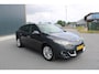 Renault Megane Estate 1.4 TCe Dynamique TREKHAAK NAV NIEUWE APK