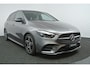 Mercedes-Benz B-klasse 200 AMG Line | Panoramadak | Sfeerverlichting | Memory Seats |