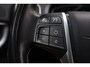 Volvo V40 2.0 T4 Business Sport Aut. | R-design | Camera | Lichtmetaal | Leer | PDC | Stoelverwarming | Nette staat | NL. Auto |