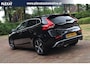 Volvo V40 2.0 T4 Business Sport Aut. | R-design | Camera | Lichtmetaal | Leer | PDC | Stoelverwarming | Nette staat | NL. Auto |