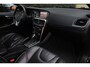 Volvo V40 2.0 T4 Business Sport Aut. | R-design | Camera | Lichtmetaal | Leer | PDC | Stoelverwarming | Nette staat | NL. Auto |