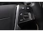 Volvo V40 2.0 T4 Business Sport Aut. | R-design | Camera | Lichtmetaal | Leer | PDC | Stoelverwarming | Nette staat | NL. Auto |