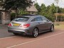 Mercedes-Benz CLA Shooting Brake 180 Ambition | AMG-Pakket | Panoramadak | Parkeersensoren | Sportstoelen | Cruise Control |