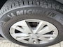 Peugeot Rifter 110 Pk Benzine * GT-Line * Super Netjes * KSV-71-P * Navigatie * Panoramadak * Trekhaak * Stoelverwarming * Keyless Entry & Start * Climate & Cruise Control * L.M. Velgen * Vingerhoets; Vierde Generatie Eersteklas Service. Al meer dan 100 jaar een begrip in de Brabantse Kempen.
