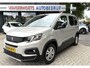 Peugeot Rifter 110 Pk Benzine * GT-Line * Super Netjes * KSV-71-P * Navigatie * Panoramadak * Trekhaak * Stoelverwarming * Keyless Entry & Start * Climate & Cruise Control * L.M. Velgen * Vingerhoets; Vierde Generatie Eersteklas Service. Al meer dan 100 jaar een begrip in de Brabantse Kempen.