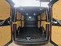 Ford Transit Custom 320 2.0 TDCI L1H1 Sport | 185PK! | ZEER NETTE AUTO! | Bi-Xenon | Winterpack | Navigatie | Camera achter | Led dagrijverlichting | Raptor grille | Leder/stof bekleding