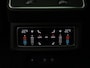 Audi E-tron 55 quattro S edition 95 kWh | Soh 97% | LED Matrix | Leder | Panoramadak | Elek. Achterklep | Head-up Display | Navigatie | Side assist | Stoelverwarming Voor & Achter | 360 camera |