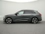 Audi E-tron 55 quattro S edition 95 kWh | Soh 97% | LED Matrix | Leder | Panoramadak | Elek. Achterklep | Head-up Display | Navigatie | Side assist | Stoelverwarming Voor & Achter | 360 camera |