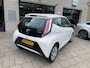 Toyota Aygo 1.0 VVT-i x-play Camera Airco 5Drs