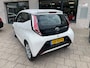 Toyota Aygo 1.0 VVT-i x-play Camera Airco 5Drs