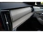 Volvo XC90 T8 Ultra Dark B&W Pano Lucht Trekhaak 360 HUD 22"