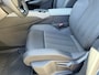 Peugeot 5008 Benzine + Hybride 145 * Automaat * GT * Navigatie * Keyless Start * L.M. Velgen * Achteruitrij Camera * 7-Persoons * Full Led * 1/2 Lederen Interieur * Vingerhoets; Vierde Generatie Eersteklas Service. Al meer dan 100 jaar een begrip in de Brabantse Kempen.