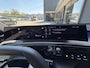 Peugeot 5008 Benzine + Hybride 145 * Automaat * GT * Navigatie * Keyless Start * L.M. Velgen * Achteruitrij Camera * 7-Persoons * Full Led * 1/2 Lederen Interieur * Vingerhoets; Vierde Generatie Eersteklas Service. Al meer dan 100 jaar een begrip in de Brabantse Kempen.