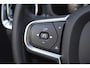 Volvo V60 2.0 B3 Momentum Business | Adaptive Cruise Control | Pilot Assist | Achteruitrijcamera | Parkeersensoren voor én achter | 17' lichtmetalen velgen | Lederen bekleding