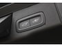 Volvo XC60 2.0 T6 Plug-in hybrid AWD Ultra Dark | Voor- en achterbank verwarmd | Apple Carplay & Android Auto | Audio installatie premium | Bluetooth telefoonvoorbereiding | Cruise control adaptief met Stop&Go en stuurhulp | Electronic climate controle | Elektrisch glazen panorama-dak | Elektrisch verstelb. bestuurdersstoel met geheugen | Navigatiesysteem full map