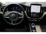 Volvo XC60 2.0 T6 Plug-in hybrid AWD Ultra Dark | Voor- en achterbank verwarmd | Apple Carplay & Android Auto | Audio installatie premium | Bluetooth telefoonvoorbereiding | Cruise control adaptief met Stop&Go en stuurhulp | Electronic climate controle | Elektrisch glazen panorama-dak | Elektrisch verstelb. bestuurdersstoel met geheugen | Navigatiesysteem full map