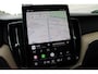 Volvo XC60 2.0 T6 Plug-in hybrid AWD Ultra Dark | Voor- en achterbank verwarmd | Apple Carplay & Android Auto | Audio installatie premium | Bluetooth telefoonvoorbereiding | Cruise control adaptief met Stop&Go en stuurhulp | Electronic climate controle | Elektrisch glazen panorama-dak | Elektrisch verstelb. bestuurdersstoel met geheugen | Navigatiesysteem full map