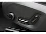 Volvo XC60 2.0 T6 Plug-in hybrid AWD Ultra Dark | Voor- en achterbank verwarmd | Apple Carplay & Android Auto | Audio installatie premium | Bluetooth telefoonvoorbereiding | Cruise control adaptief met Stop&Go en stuurhulp | Electronic climate controle | Elektrisch glazen panorama-dak | Elektrisch verstelb. bestuurdersstoel met geheugen | Navigatiesysteem full map