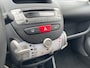 Toyota Aygo 1.0 l AIRCO l ELEK. RAMEN l APK l ALL-IN PRIJS!