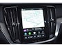 Volvo V60 2.0 B4 Plus Dark | Semi Elek. inklapbare trekhaak | Stoel-stuurwiel verwarming | Adaptieve cruise Controle met pilot assist | Blis blind spot informatie systeem | achteruitrij camera |