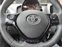 Toyota Aygo 1.0 VVT-i x-play Two tone color Airco Camara - RIJKLAAR -