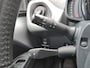 Toyota Aygo 1.0 VVT-i x-play Two tone color Airco Camara - RIJKLAAR -