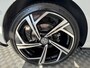 Volkswagen Golf 1.5 TSI Highline Business R-Line 18” inch