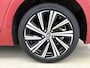 Toyota Corolla Touring Sports 1.8 Hybrid Dynamic | Navigatie | Stoelverwarming | vrijdag 24/7 tekenen AvW