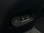 Volvo XC40 2.0 T4 Momentum 4 cilinder, Automaat, Driver assist, BLIS, Adaptive cruise, Trekhaak afneembare kogel, 360 graden parkeercamera, Stoel en stuurverwarming, Parkeerverwarming met timer