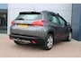 Peugeot 2008 1.2 PureTech Urban Cross TREKHAAK - NAVIGATIE