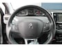 Peugeot 2008 1.2 PureTech Urban Cross TREKHAAK - NAVIGATIE