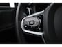 Volvo V60 T8 Recharge AWD R-Design | SOH 97,4% | Memory Seats | Elek. Trekhaak | Pilot Assist | Stoel- Stuurverw. | H&K Audio | Camera + PDC |