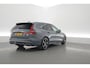 Volvo V60 T8 Recharge AWD R-Design | SOH 97,4% | Memory Seats | Elek. Trekhaak | Pilot Assist | Stoel- Stuurverw. | H&K Audio | Camera + PDC |