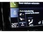 Volvo V60 T8 Recharge AWD R-Design | SOH 97,4% | Memory Seats | Elek. Trekhaak | Pilot Assist | Stoel- Stuurverw. | H&K Audio | Camera + PDC |