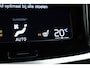 Volvo V60 T8 Recharge AWD R-Design | SOH 97,4% | Memory Seats | Elek. Trekhaak | Pilot Assist | Stoel- Stuurverw. | H&K Audio | Camera + PDC |