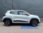 Dacia Spring Comfort Plus 27 kWh / 1e Eigenaar / Dealer Onderhouden / NL Auto / 92% SOH /Navigatie / Airco / Achteruitrijcamera /