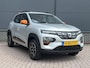 Dacia Spring Comfort Plus 27 kWh / 1e Eigenaar / Dealer Onderhouden / NL Auto / 92% SOH /Navigatie / Airco / Achteruitrijcamera /
