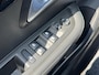 Peugeot 208 1.2 PureTech Allure | 100pk! | Rijklaar geleverd incl onderhoudsbeurt en 12 maanden BOVAG garantie! |
