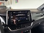 Volkswagen T-Roc 1.5 TSI R-Line Business+ IQ Drive Pakket incl. IQ light  / Dashcam /