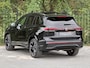 Volkswagen Tiguan 1.5 eHybrid R-Line | Leer | H&K | Trekhaak | HUD
