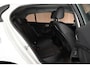 BMW 1-Serie 118i 136pk Business Edition Plus Trekhaak Camera Leder Navigatie Stoelverwarming