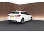 BMW 1-Serie 118i 136pk Business Edition Plus Trekhaak Camera Leder Navigatie Stoelverwarming