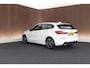 BMW 1-Serie 118i 136pk Business Edition Plus Trekhaak Camera Leder Navigatie Stoelverwarming