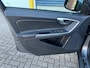 Volvo V60 T3 153PK 2018  Dealeronderhouden  Volledig lederen bekleding Parkeersensoren