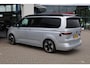 Volkswagen California 180KW-245PK, Hybride, Camper, Standkachel, Keuken met Koelkast, gaspit, stromend water, 230V, elektrisch hef dak, Luifel, slaapmogelijkheid 2 persoon bed, 4 zitplaatsen, watertank, handdouche, vele opberg mogelijkheden,